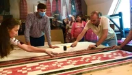 У Чернігові виготовили 200-метровий рушник у стародавній техніці вибійки