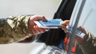 Перевозили ухилянтів: Укртрансбезпека відключила від системи «Шлях» 12 операторів