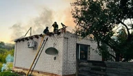 На Чернігівщині російський дрон влучив у будинок, постраждала сім’я з трьома дітьми