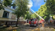 У Харкові через російський обстріл загорівся заклад культури