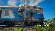 На Закарпатті під час руху загорівся дизель-поїзд, пасажирів евакуювали