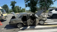 У Харкові зіткнулися легковик і мікроавтобус, серед постраждалих є троє дітей