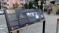 У Києві встановили інформаційний стенд про зруйновану Воскресенську церкву на Подолі