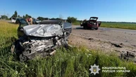 На Київщині зіткнулися легковики: п'ятеро людей загинули, двоє поранені