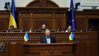 Стефанчук нагородив Кучму відзнакою імені Левка Лук’яненка