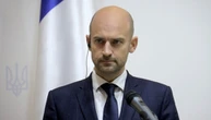 Переговори не можуть відбуватися під бомбами - глава МЗС Франції