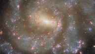 Hubble показав галактику з молодими зірками у сузір'ї Ерідана