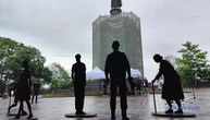 У Києві відкрили інсталяцію «Тіні присутності», присвячену зниклим безвісти