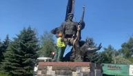У Кременчуці демонтували пам'ятник більшовицькій Дніпровській флотилії