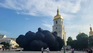 Біля Софії Київської встановили інсталяцію, яку Україна представить на Burning Man у США