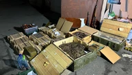 У Києві знайшли в гаражі арсенал майже на ₴7 мільйонів, зброю передали військовим