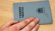 Пенсійний фонд і після 10 червня прийматиме сканкопії паперових трудових книжок