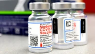 Moderna подала заявку на COVID-вакцинацію підлітків у США