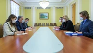 Жовква розповів єврокомісару Міятович про порушення прав людини на окупованих територіях