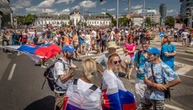 У Братиславі сотні людей заблокували центр - протестують через «пільги» для COVID-вакцинованих