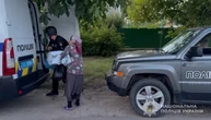 На Запоріжжі поліцейські вивезли з-під обстрілів 14 жителів Приморського та Степногірська