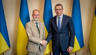 Чернишов обговорив з послом Швеції можливість відкриття Центру єдності