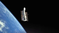 Hubble показав яскраве галактичне скупчення в сузір'ї Кита