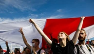 Польські ЗМІ закликають владу спростити надання притулку громадянам Білорусі