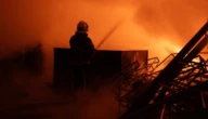 На Хмельниччині після атаки ворожих дронів виникла пожежа на харчовому підприємстві