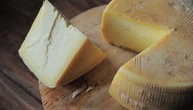 Продукти для ЗСУ: найбільше фальсифікату виявили у твердих сирах