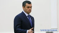 Дві квартири у Києві й гроші на рахунках: Мін’юст вимагає конфіскувати активи ексміністра Захарченка