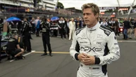 «F1:Фільм» із Бредом Піттом з’явиться на Apple TV у грудні