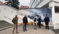 У Києві відкрили мурал на честь гелікоптера Black Hawk, подарованого чеською громадою
