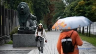 В Україні у вівторок очікуються короткочасні дощі, подекуди грози, вдень до +28°
