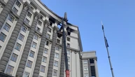 Посол Естонії після візиту до пошкодженої будівлі Кабміну закликала союзників зупинити Росію силою