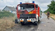 На Запоріжжі війська РФ обстріляли рятувальників, які гасили авто