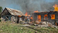 На Сумщині від російського обстрілу зайнялася пожежа, поранена жінка