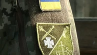 Вдарив по голові важким пакетом і розпилив газ: у Черкасах чоловік поранив представника ТЦК