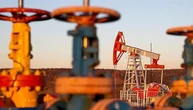 Нафта продовжує дешевшати на тлі зміцнення долара і зростання захворюваності у Британії