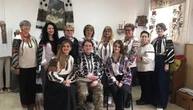 Тернопільські вишивальниці подарували борщівську сорочку захисниці «Азовсталі» Катерині Поліщук