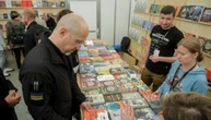 За програмою єКнига українці можуть отримати 908 грн на придбання книжок - Шмигаль