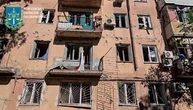Удар по маршрутці та житлових кварталах: у Херсоні зранку постраждали 10 людей