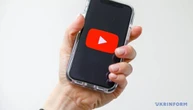 YouTube і далі рекламує «Алабугу», де виготовляють дрони для атак на Україну