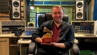 У Львів привезли статуетку Grammy, яку завоював український звукорежисер