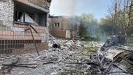 Росіяни скинули на Краматорськ п’ять авіабомб: троє поранених, пошкоджені багатоповерхівки