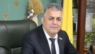 На мера П'ятихаток напали з ножем, він у тяжкому стані