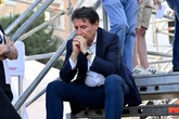 Conte contro il riarmo europeo insieme all’ex ministro greco Varoufakis e all’ecomista Sachs