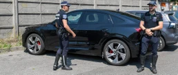 Chi era il poliziotto. Sui social le foto in divisa: "Una vocazione indossarla"