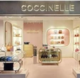 Semestre in crescita vendite a +10%. E nuovi store anche all’estero