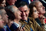 Zapatero, il ‘santo laico’ della sinistra che rischia di affondare il ‘delfino’ Pedro Sanchez: la parabola dell’uomo che non voleva (solo) essere leader