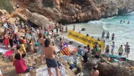 La vacanza? Ci pensa l’influencer. Ma ora i paradisi terrestri tremano