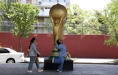 Gli iraniani traditi: “Prima spinti a insorgere Ora soli tra bombe e regime”