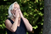 Marine Le Pen, la sentenza che tiene la Francia col fiato sospeso. Cosa può succedere domani