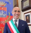 Tensione con i comitati, il sindaco di Taranto dà le dimissioni:: "Inagibilità politica"
