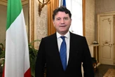 “Violentata nell’ufficio del senatore”. L’imprenditrice accusa Francesco Silvestro (FI), che si difende: “Io sono un bel ragazzo, lei normale”